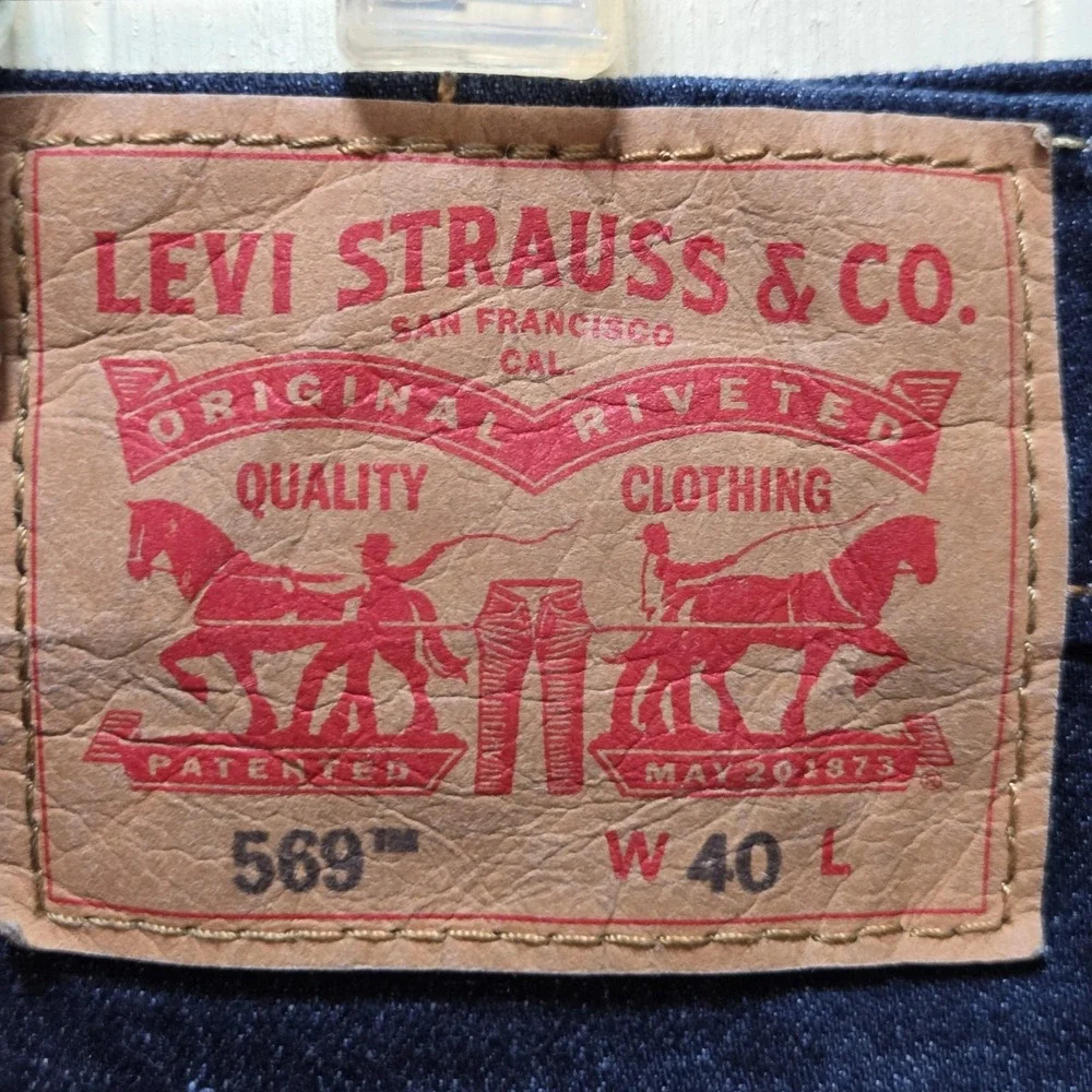 Levi's 569 Shorts Mens 40 Blue Denim Relaxed Fit Bermuda 11 Inseam Casual Summer